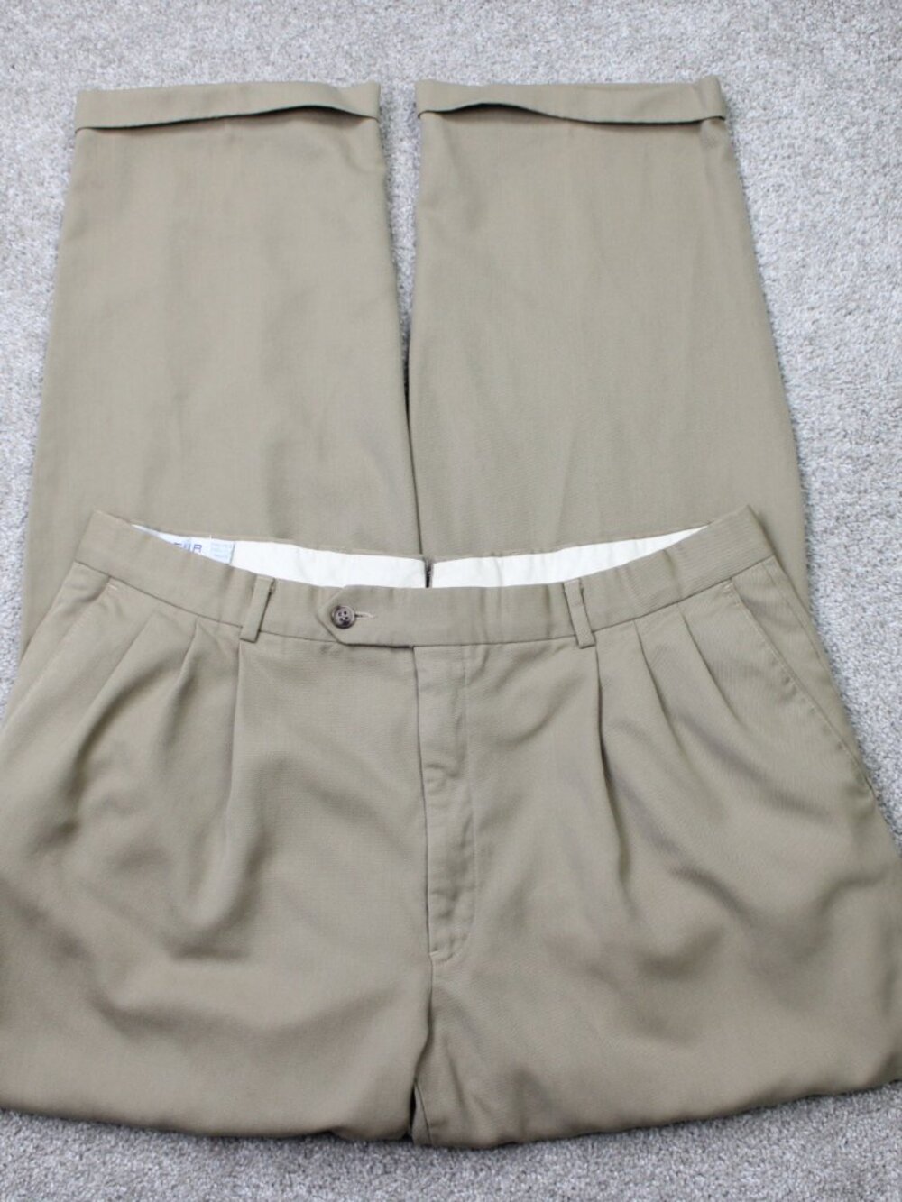 VTG Givenchy Monsieur Pants Mens 38x32 Beige Pleated Cuffed‎ Straight Leg